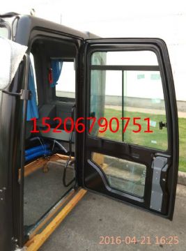 點(diǎn)擊查看詳細(xì)信息<br>標(biāo)題：三一SY215-9/SY-9型挖掘機(jī)駕駛室總成 帶內(nèi)飾線(xiàn)束 閱讀次數(shù)：3649